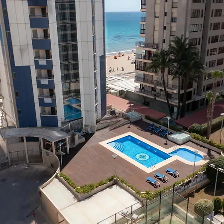 维斯塔贝拉公寓 * 卡尔佩