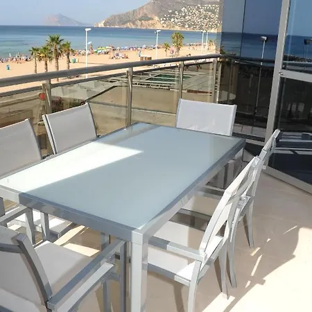 维斯塔贝拉公寓 * 卡尔佩